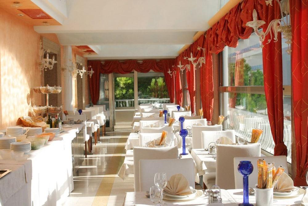 Hotel Margherita Lido di Jesolo Exterior photo